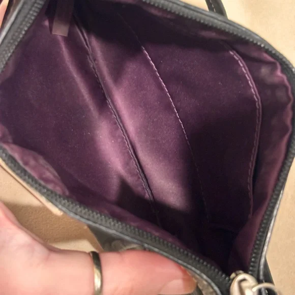 COACH 1941 Black Leather Pleated Medium Wristlet (Style F46484) - Picture 9 of 12